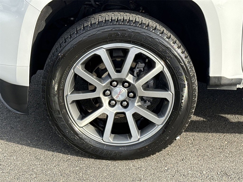 Used 2022 GMC Canyon Denali image 12