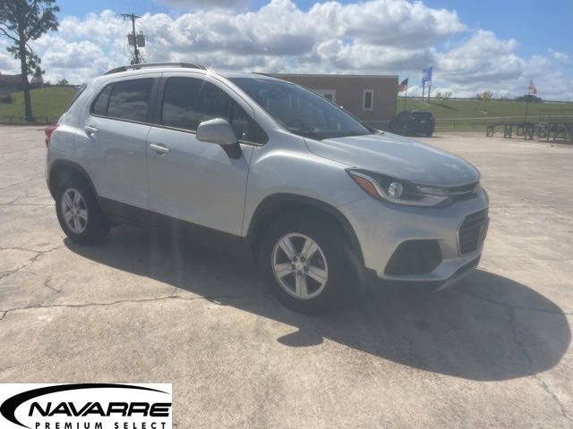 Used 2022 Chevrolet Trax LT w/ Driver Confidence Package image 11