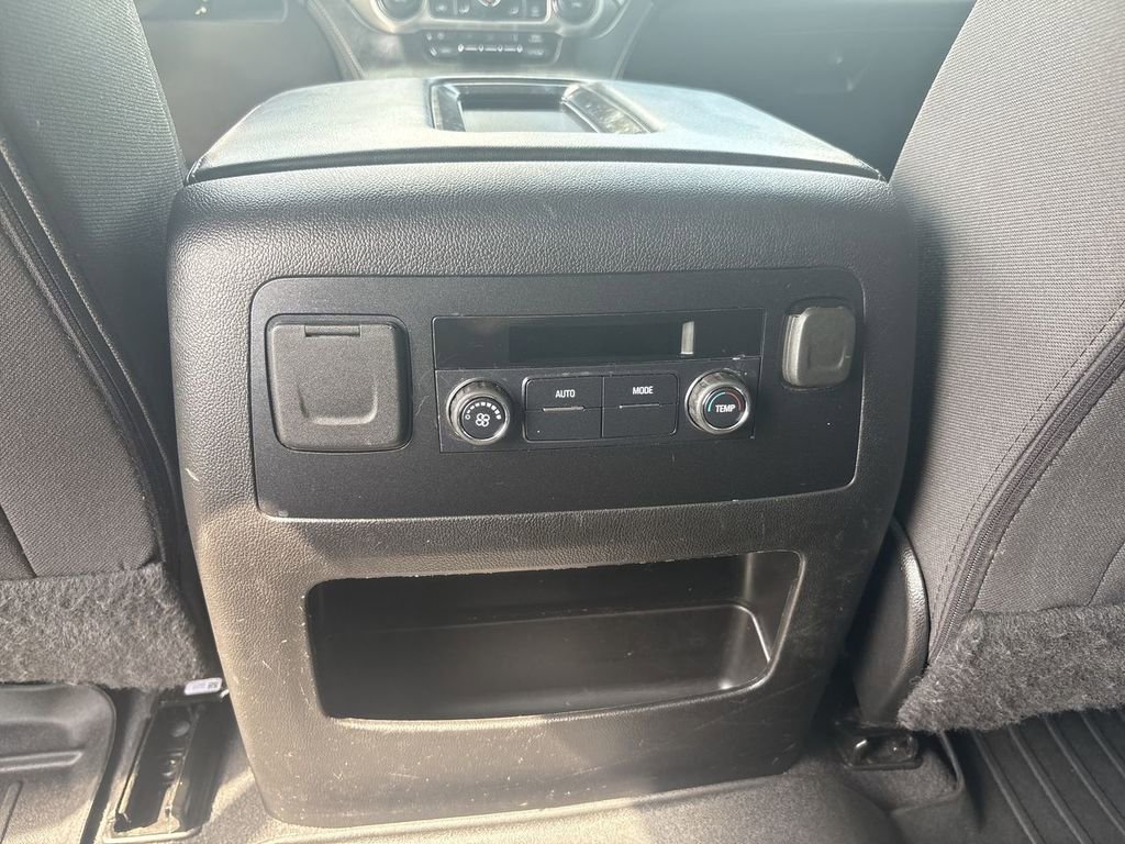Certified 2020 GMC Yukon SLE w/ Convenience Package RWD image 18