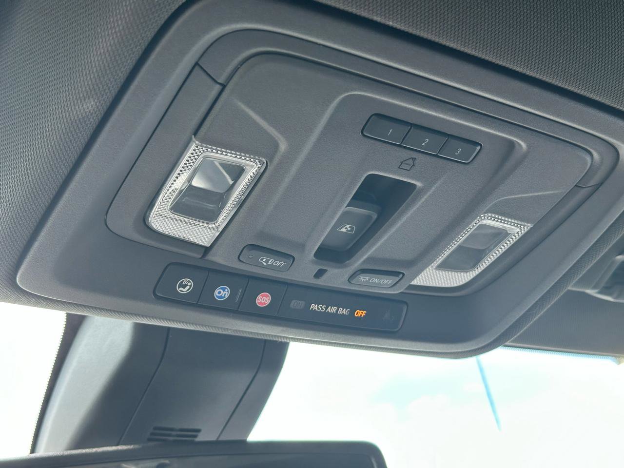 Used 2019 GMC Sierra 1500 SLT w/ SLT Premium Plus Package AWD/4WD image 43