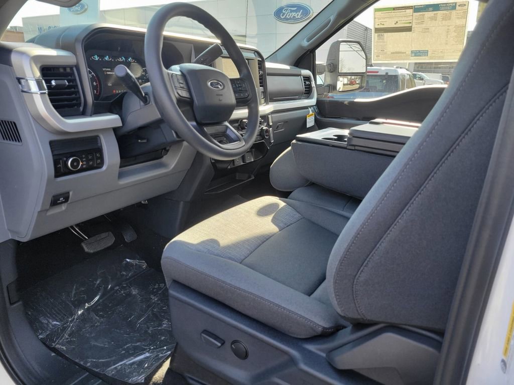 New 2026 Ford F350 4x4 Regular Cab Super Duty image 12