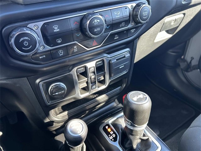 Used 2021 Jeep Wrangler Unlimited Willys image 32