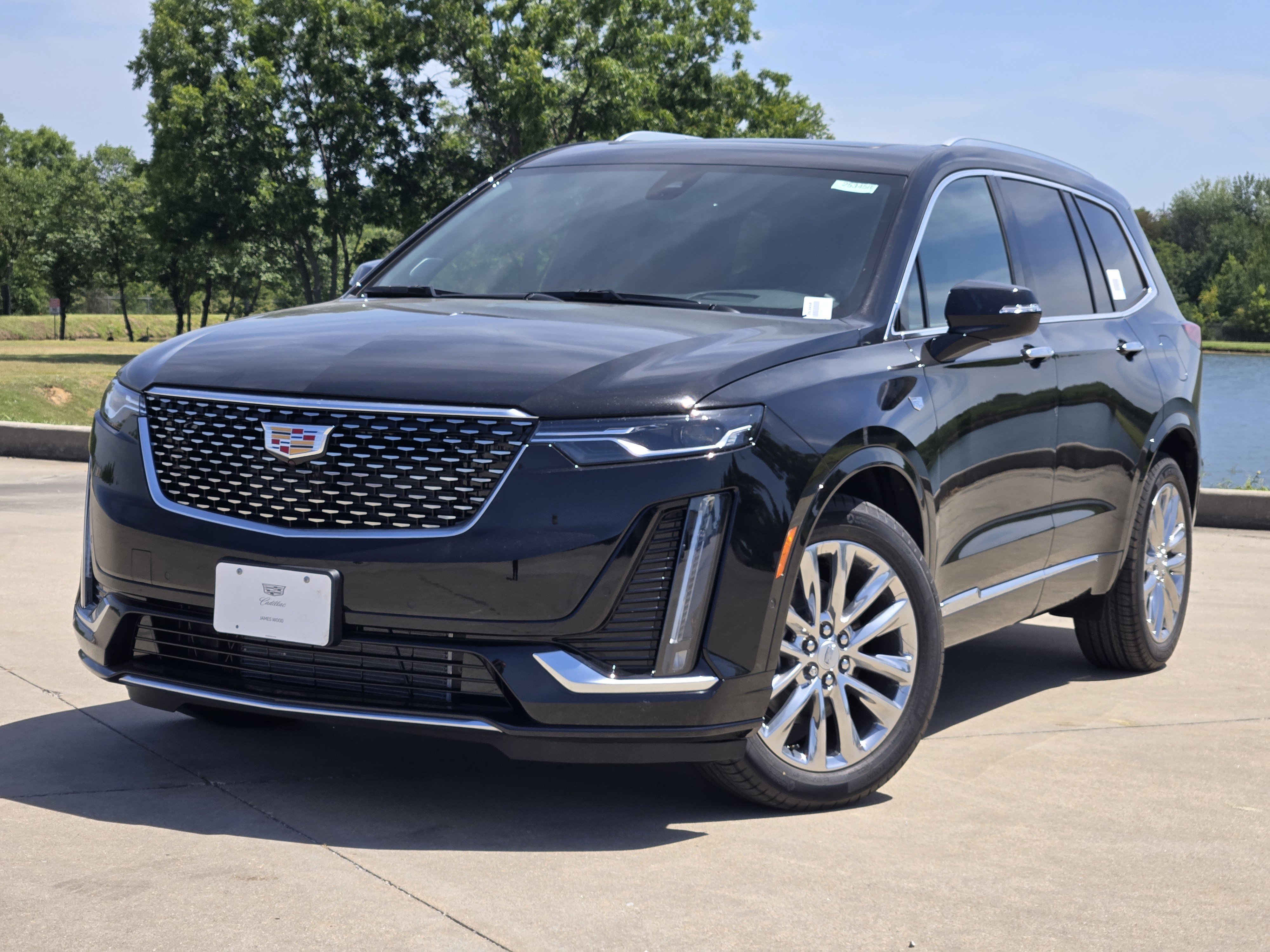 New 2025 Cadillac XT6 Premium Luxury w/ Technology Package image 2