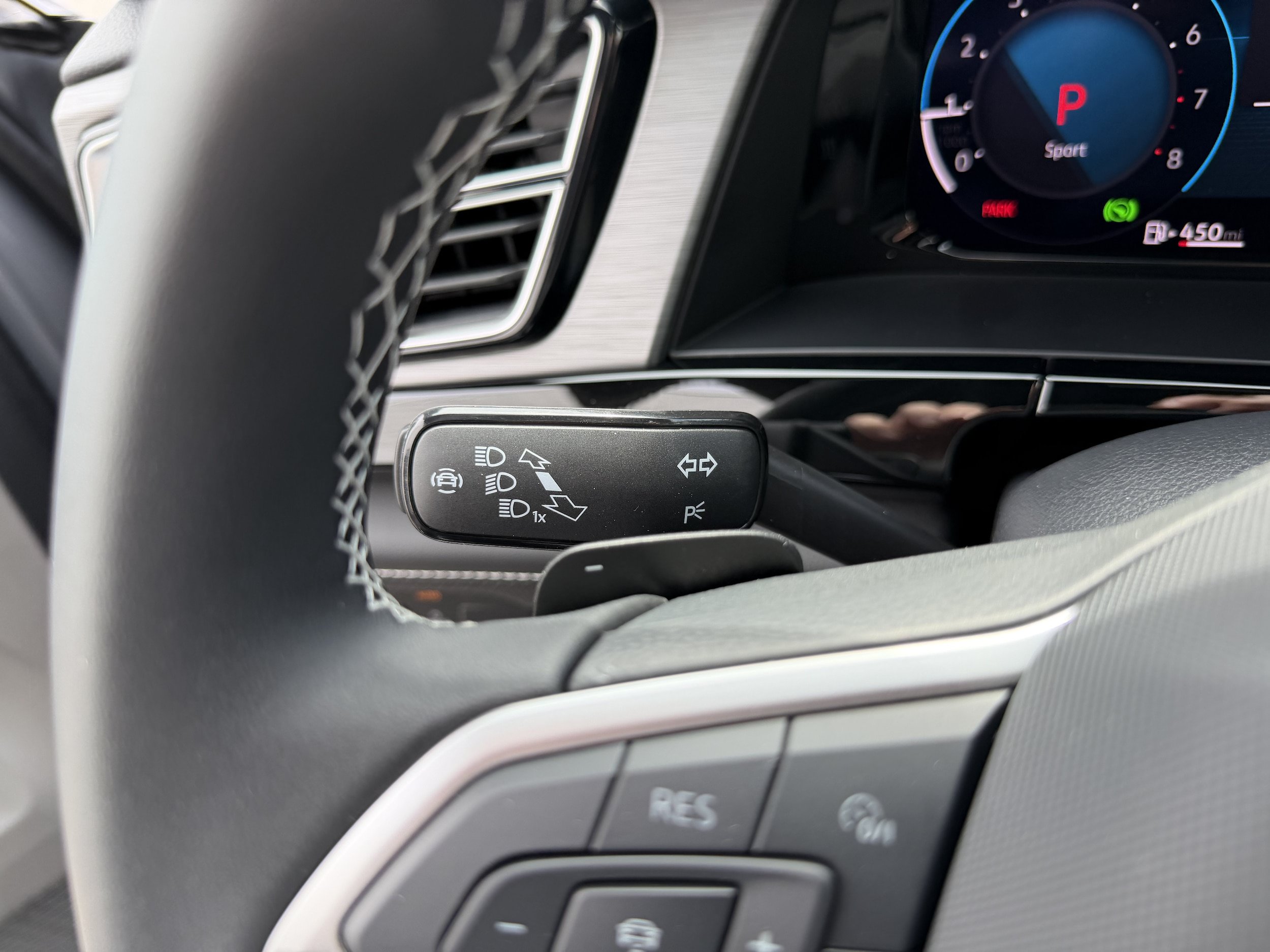 New 2026 Volkswagen Atlas Cross Sport SE AWD/4WD image 16