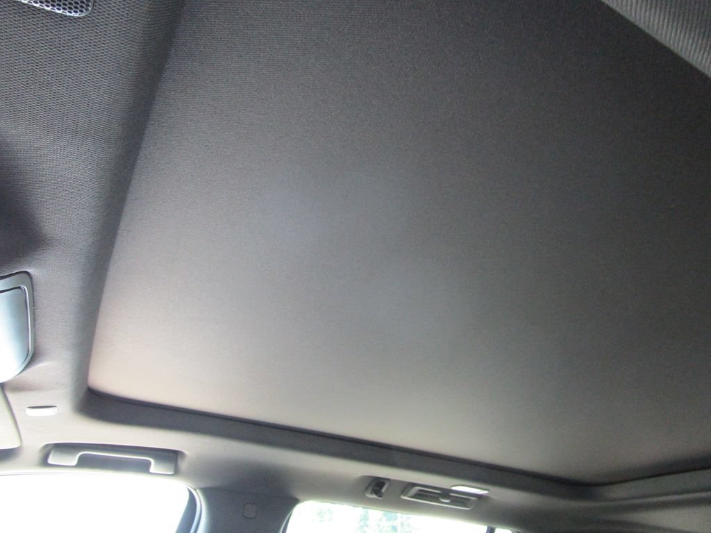 Used 2023 Chevrolet Tahoe LT w/ Luxury Package RWD image 49
