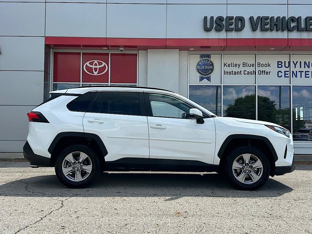Certified 2025 Toyota RAV4 XLE w/ Convenience Package AWD/4WD image 7