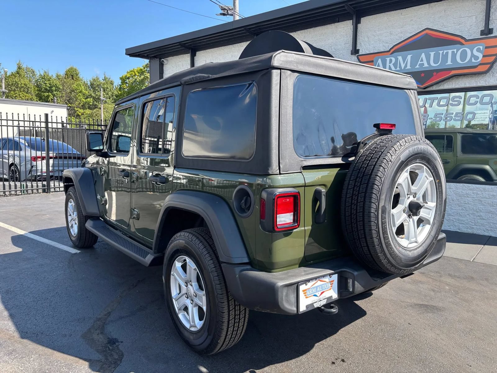 Used 2021 Jeep Wrangler Unlimited Sport AWD/4WD image 12