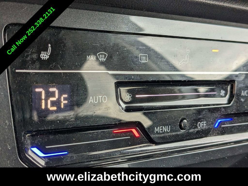 Used 2023 Volkswagen Tiguan SE image 29
