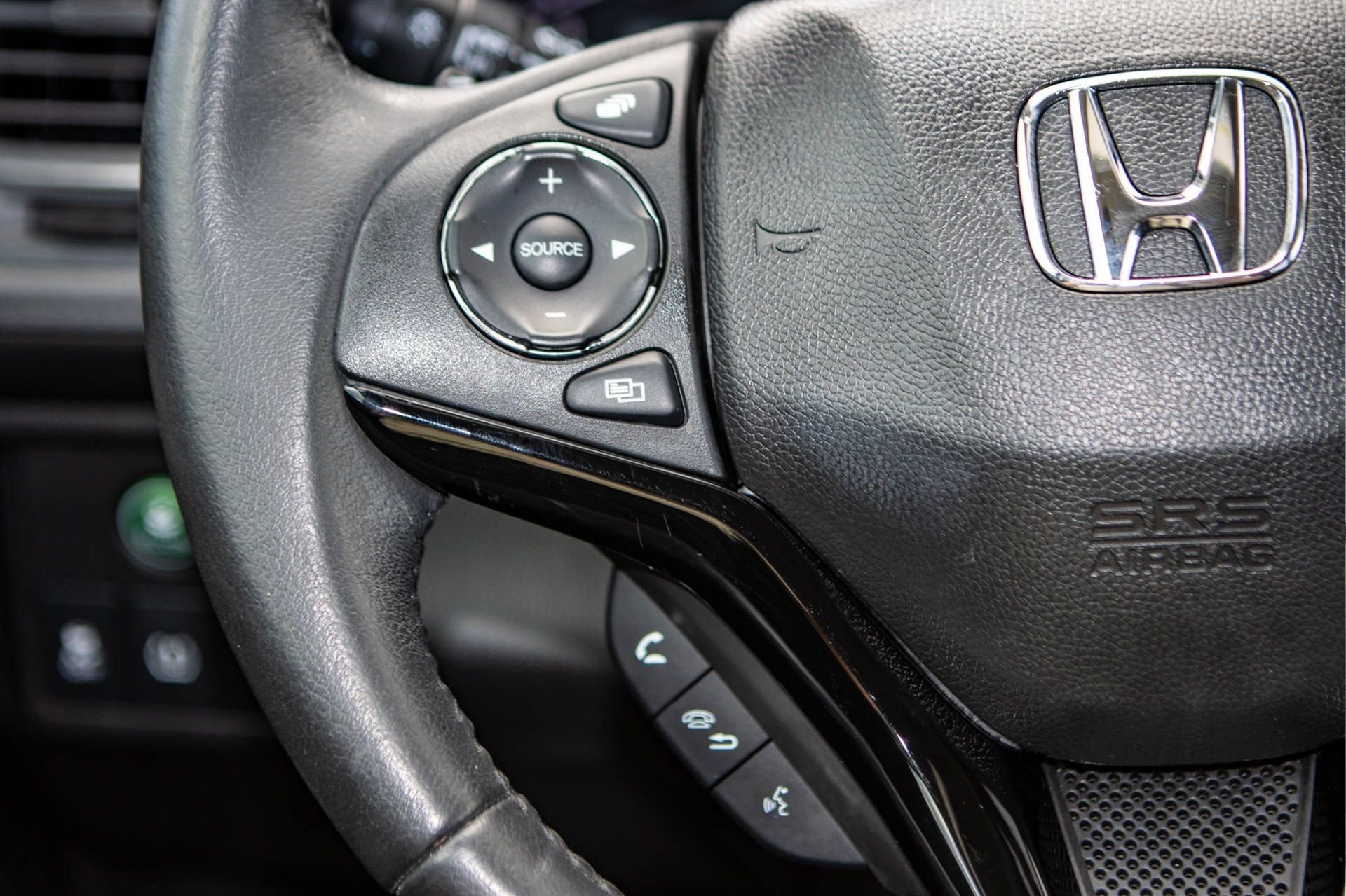 Used 2017 Honda HR-V EX-L image 26