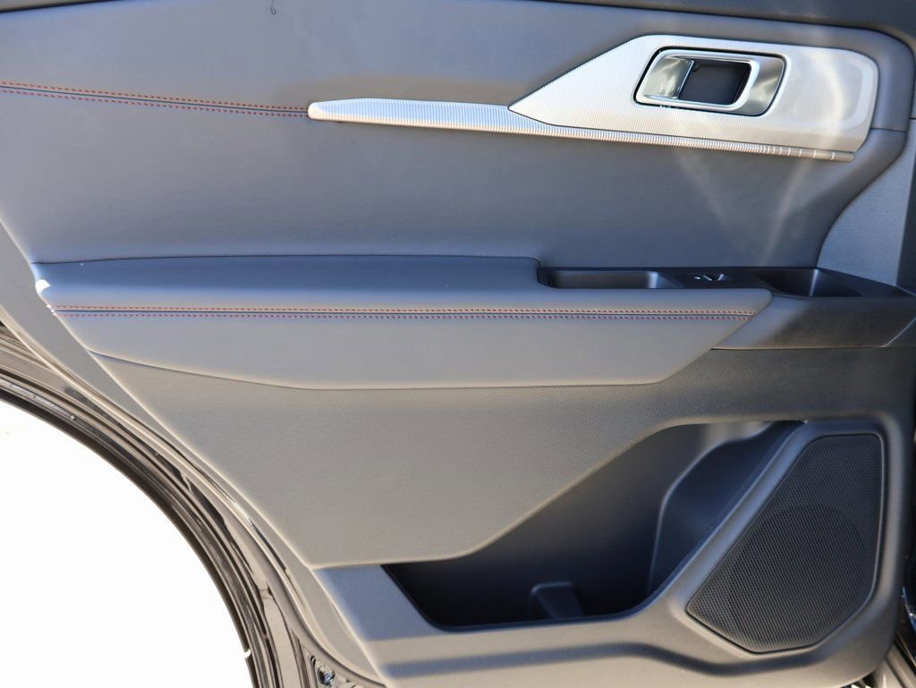 New 2026 Ford Explorer Active w/ Active Comfort Package image 19
