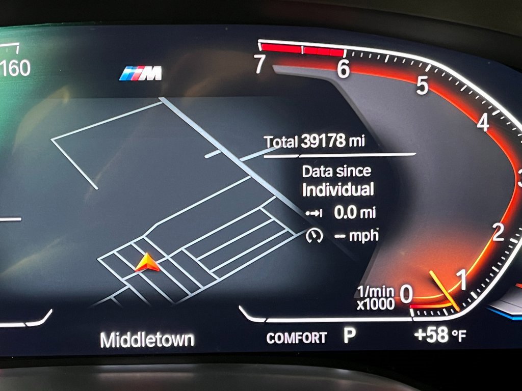 Certified 2022 BMW 750i xDrive w/ Executive Package image 2