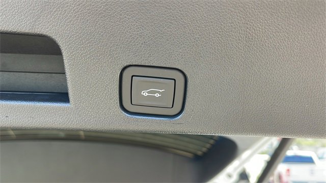 New 2026 Chevrolet Traverse LT w/ LPO, Floor Liner Package image 32