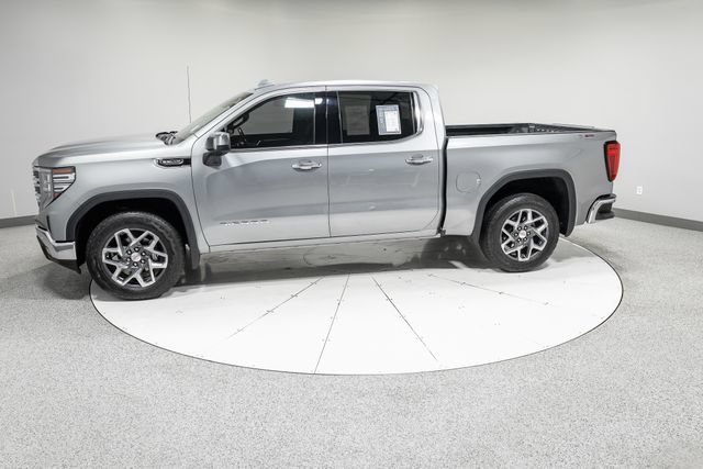 Used 2024 GMC Sierra 1500 SLT w/ SLT Premium Plus Package AWD/4WD image 36