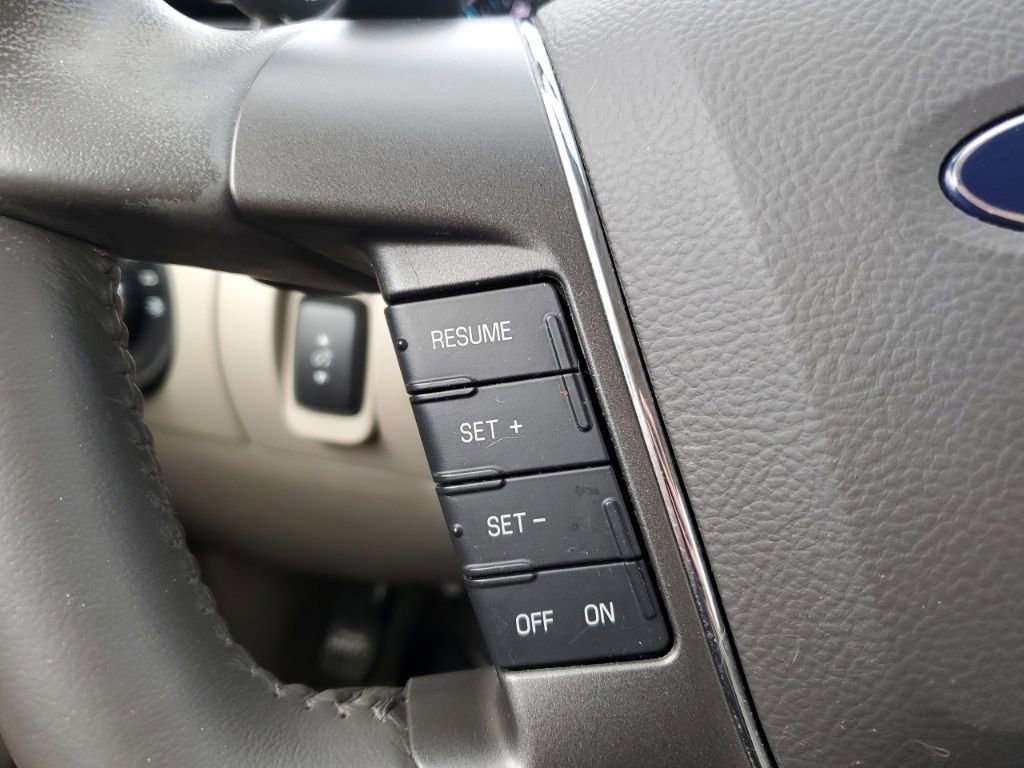 Used 2011 Ford Taurus Limited w/ 301A Rapid Spec Order Code image 17