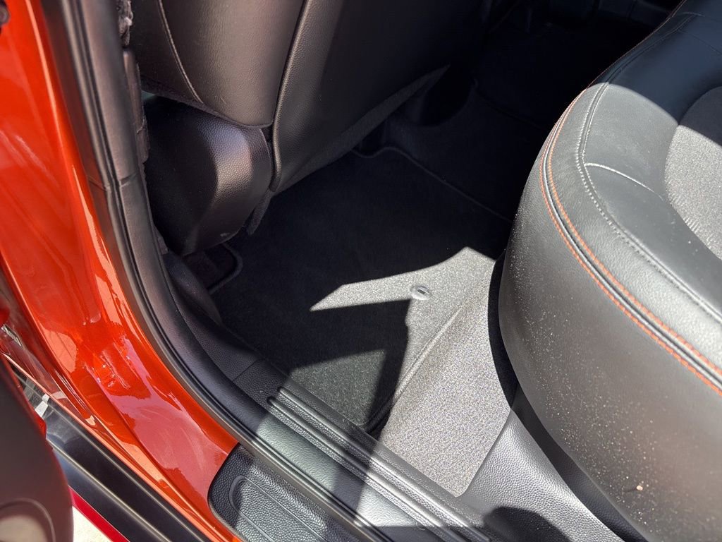 Used 2018 Kia Soul ! w/ Tech Package FWD image 17