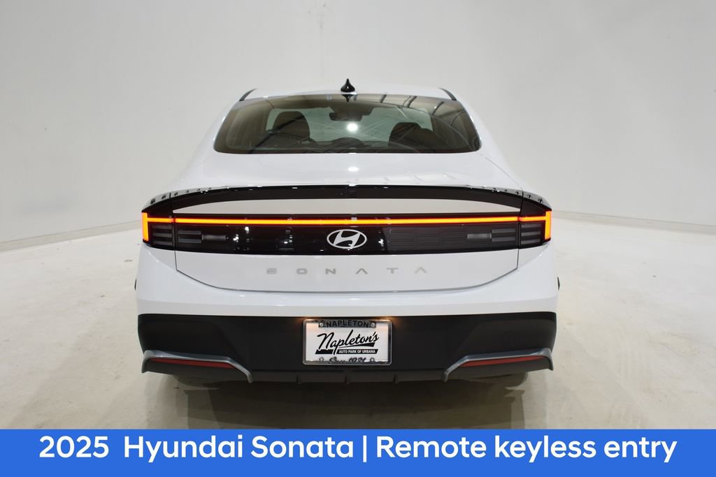 Certified 2025 Hyundai Sonata SE image 5