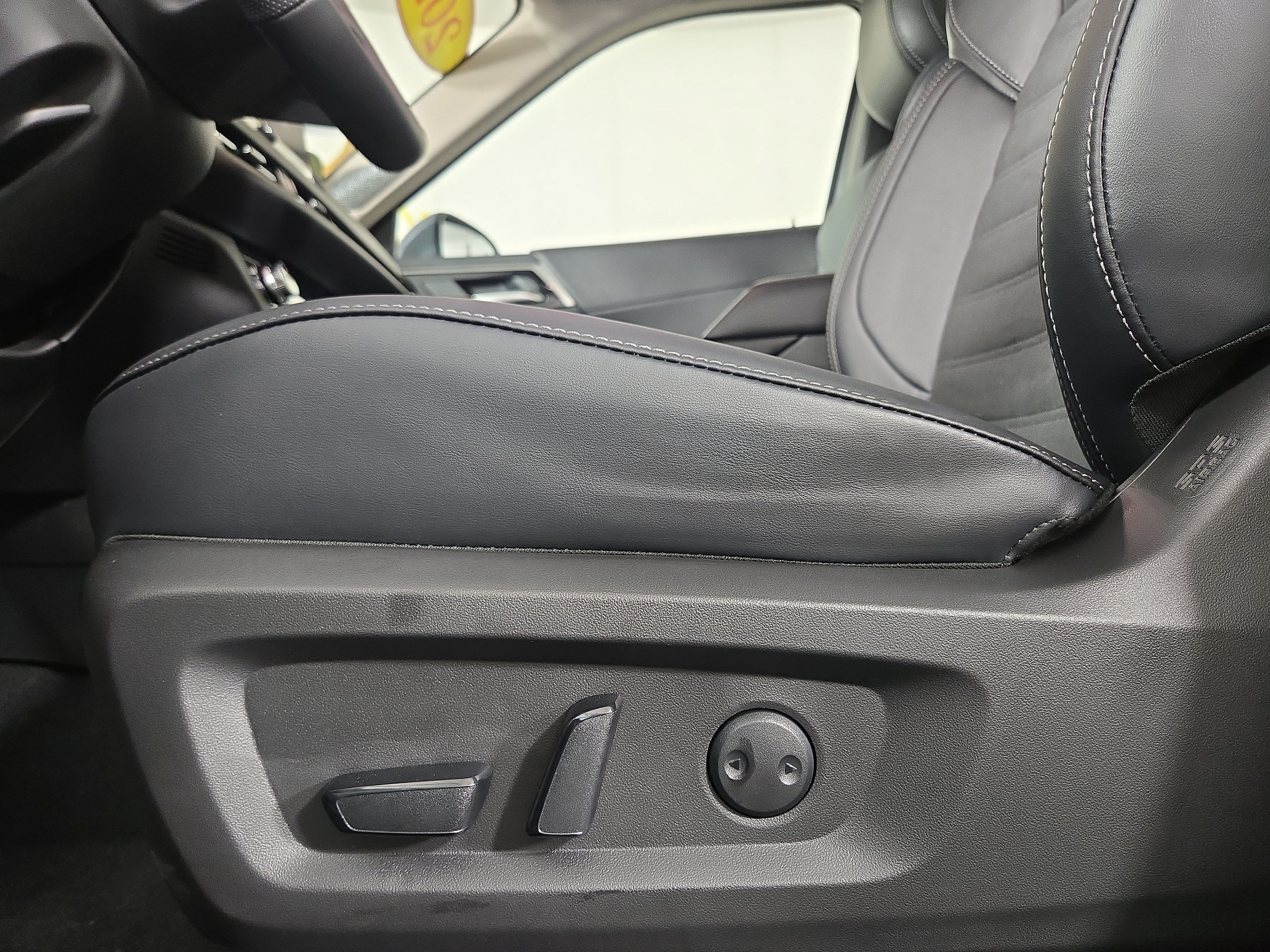 New 2026 Mitsubishi Outlander SE FWD image 31
