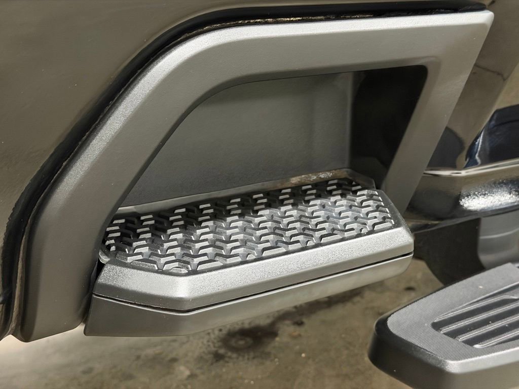 Used 2020 GMC Sierra 3500 Denali w/ Denali Ultimate Package image 13