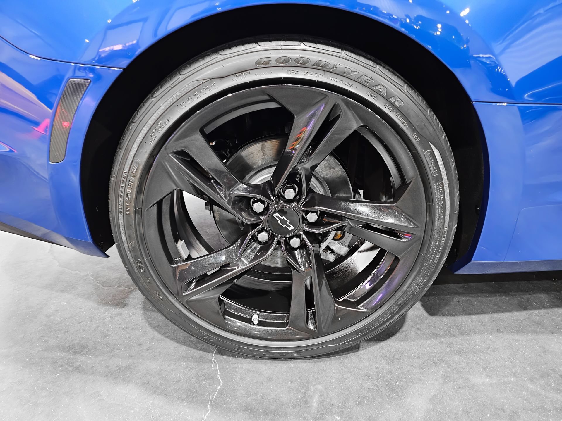 Used 2022 Chevrolet Camaro LT RWD image 35