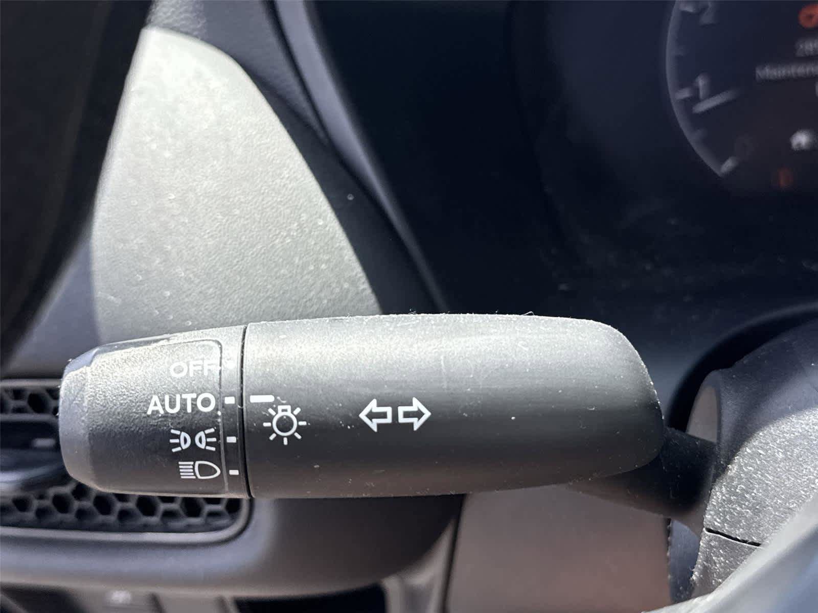 Used 2024 Honda HR-V LX image 13