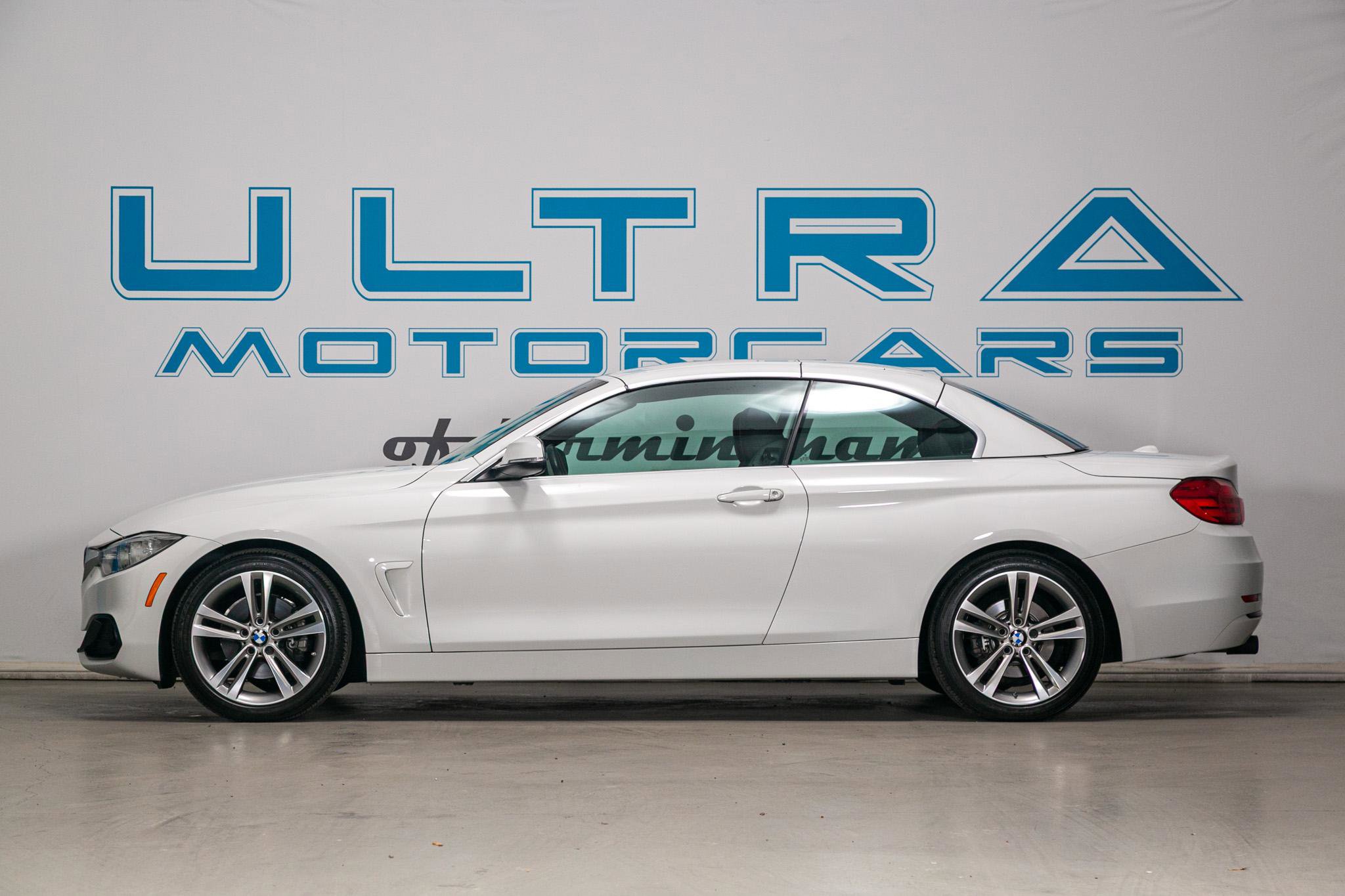 Used 2017 BMW 430i Convertible image 3
