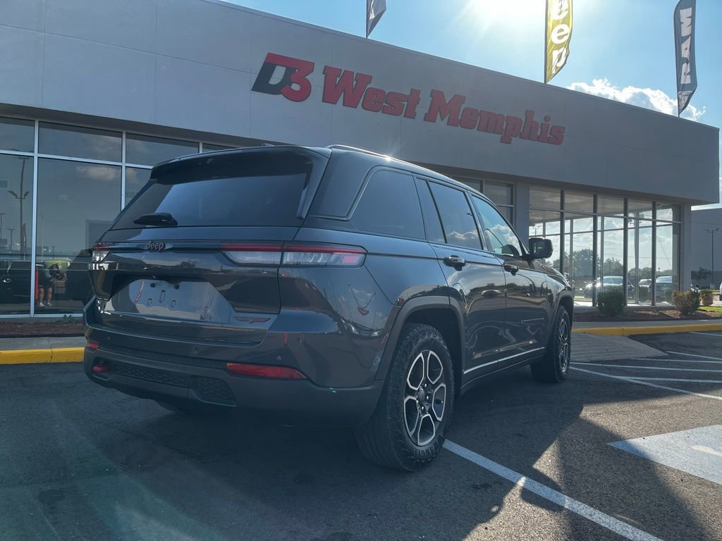 Used 2022 Jeep Grand Cherokee Trailhawk w/ ADV Protech Group II image 9