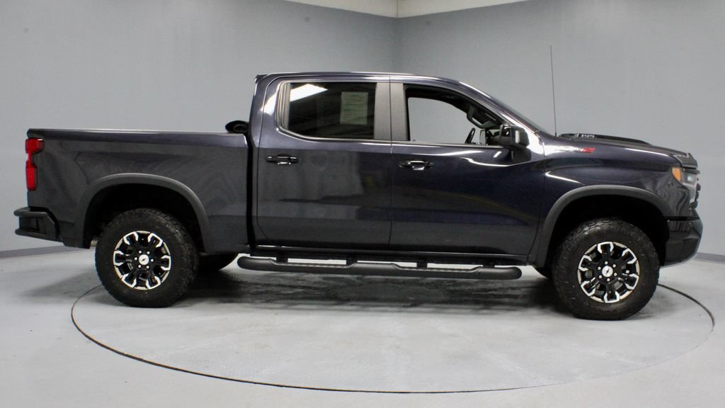 Used 2023 Chevrolet Silverado 1500 ZR2 w/ Technology Package AWD/4WD image 12