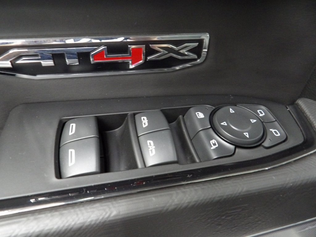 Used 2022 GMC Sierra 1500 AT4X image 61