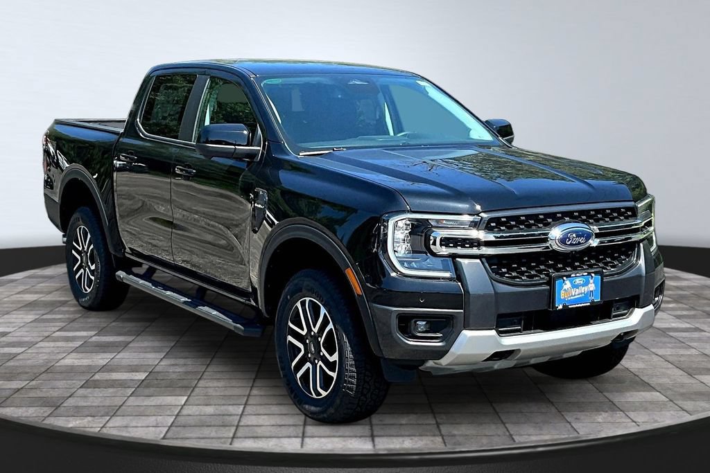 New 2026 Ford Ranger Lariat w/ FX4 Off-Road Package