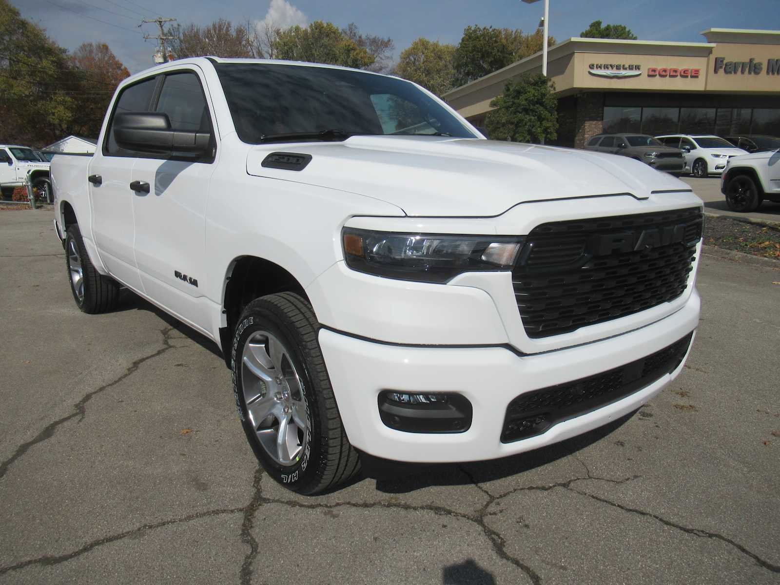 New 2026 RAM 1500 Express image 10