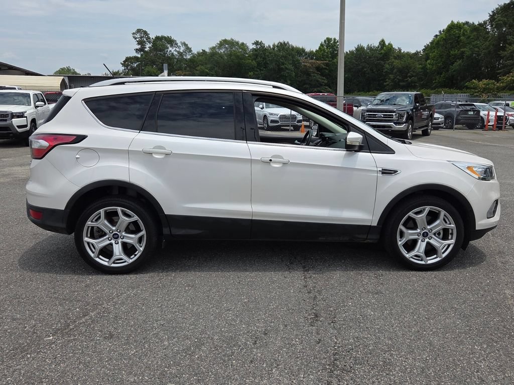 Used 2018 Ford Escape Titanium FWD image 11
