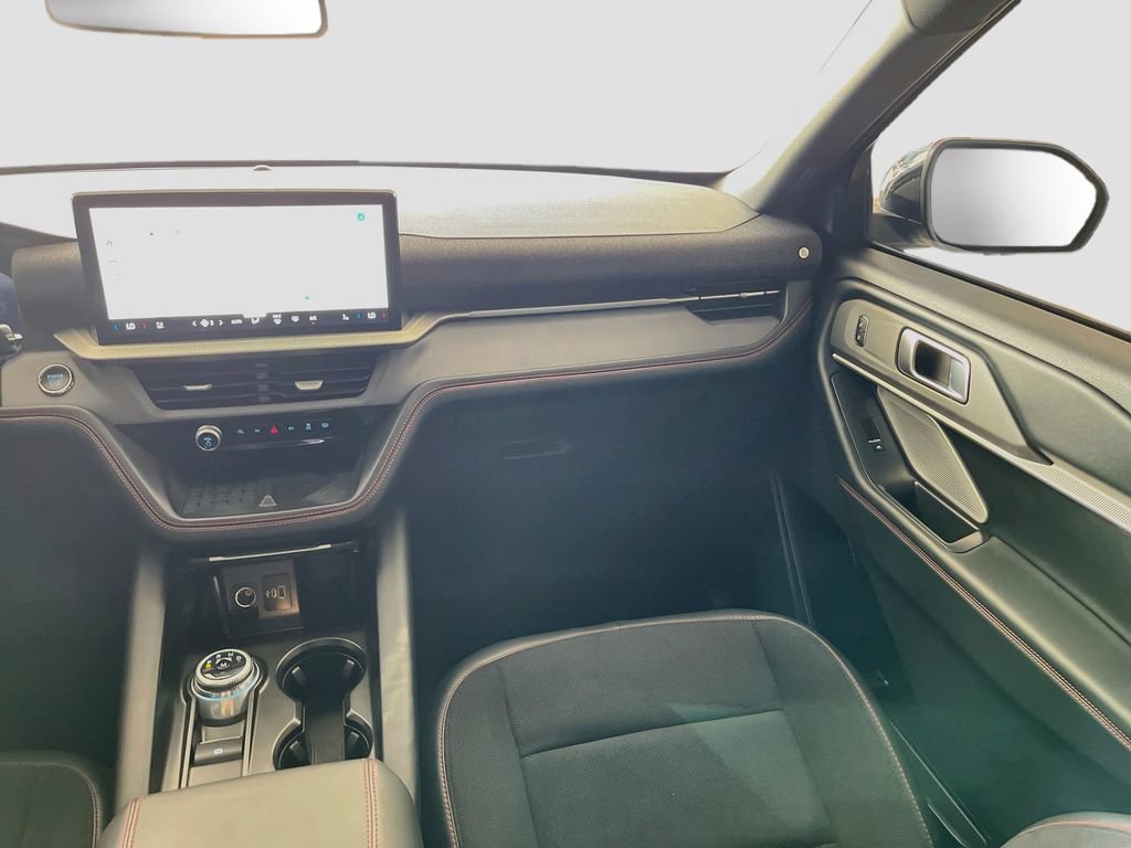 Used 2025 Ford Explorer ST AWD/4WD image 25