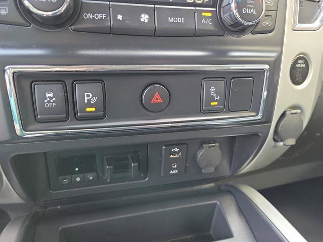 Used 2018 Nissan Titan PRO-4X w/ Pro-4x Utility Package image 10