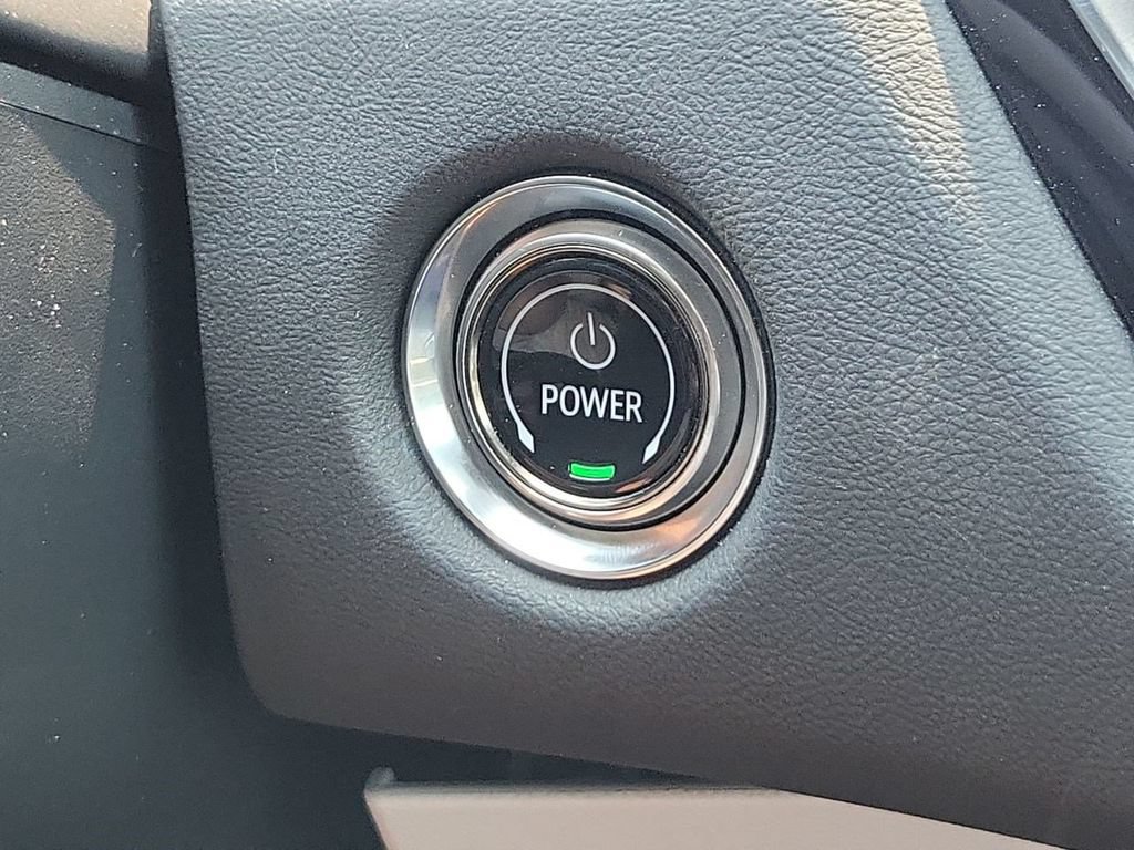 Used 2024 Cadillac Lyriq Sport AWD/4WD image 23