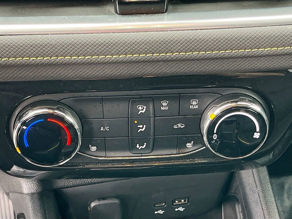 Used 2024 Chevrolet TrailBlazer ACTIV w/ Driver Confidence Package AWD/4WD image 15