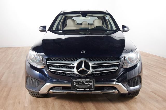 Used 2018 Mercedes-Benz GLC 300 4MATIC image 2