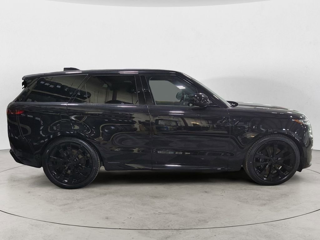 New 2026 Land Rover Range Rover Sport Dynamic SE image 6