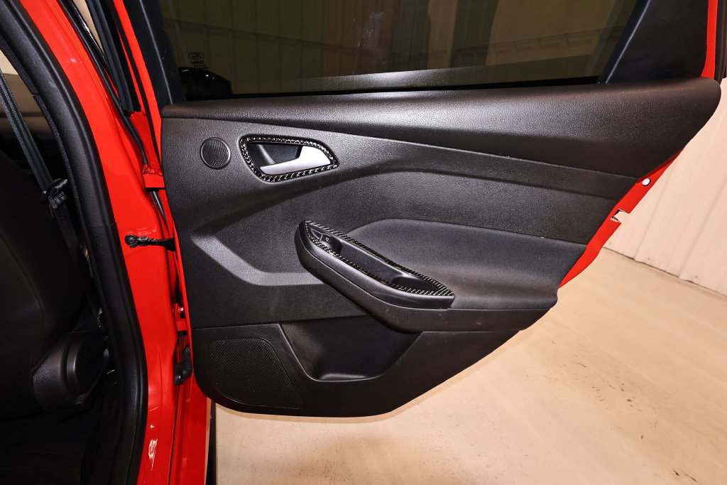 Used 2015 Ford Focus ST w/ Equipment Group 401A FWD image 14