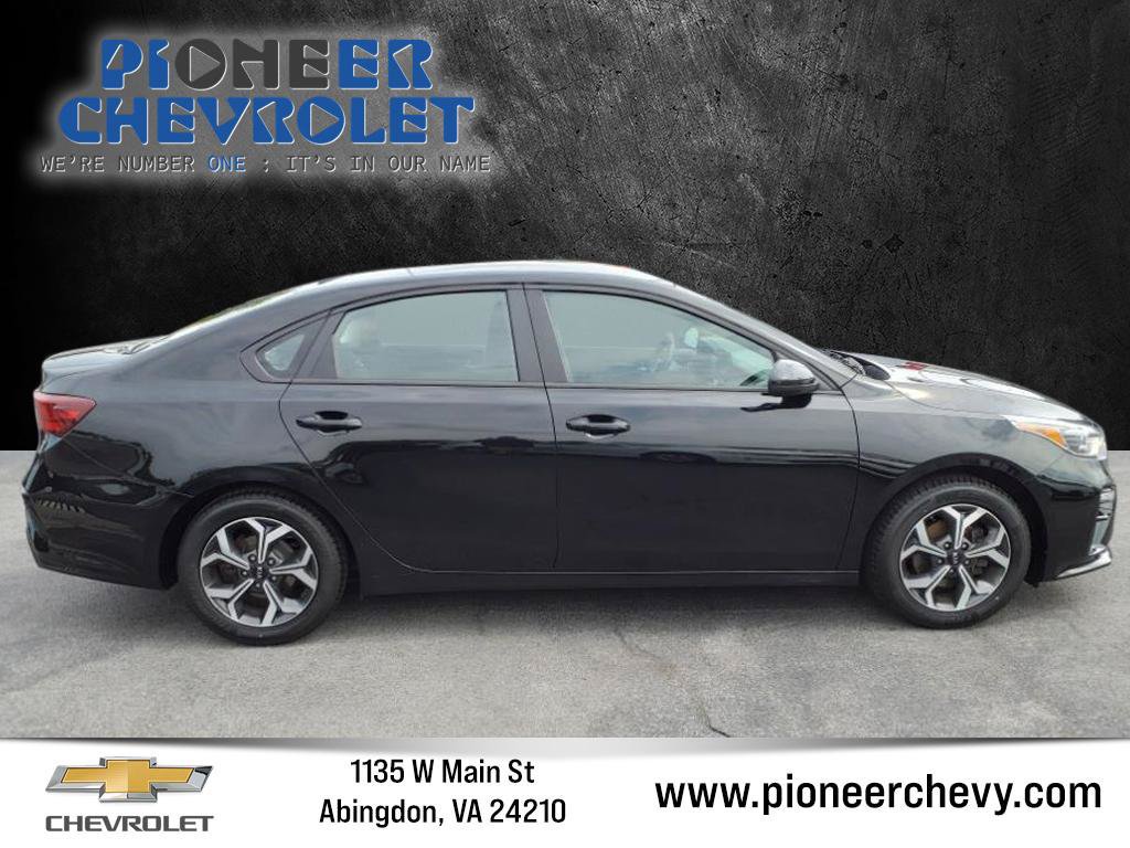 Used 2019 Kia Forte LXS FWD image 6