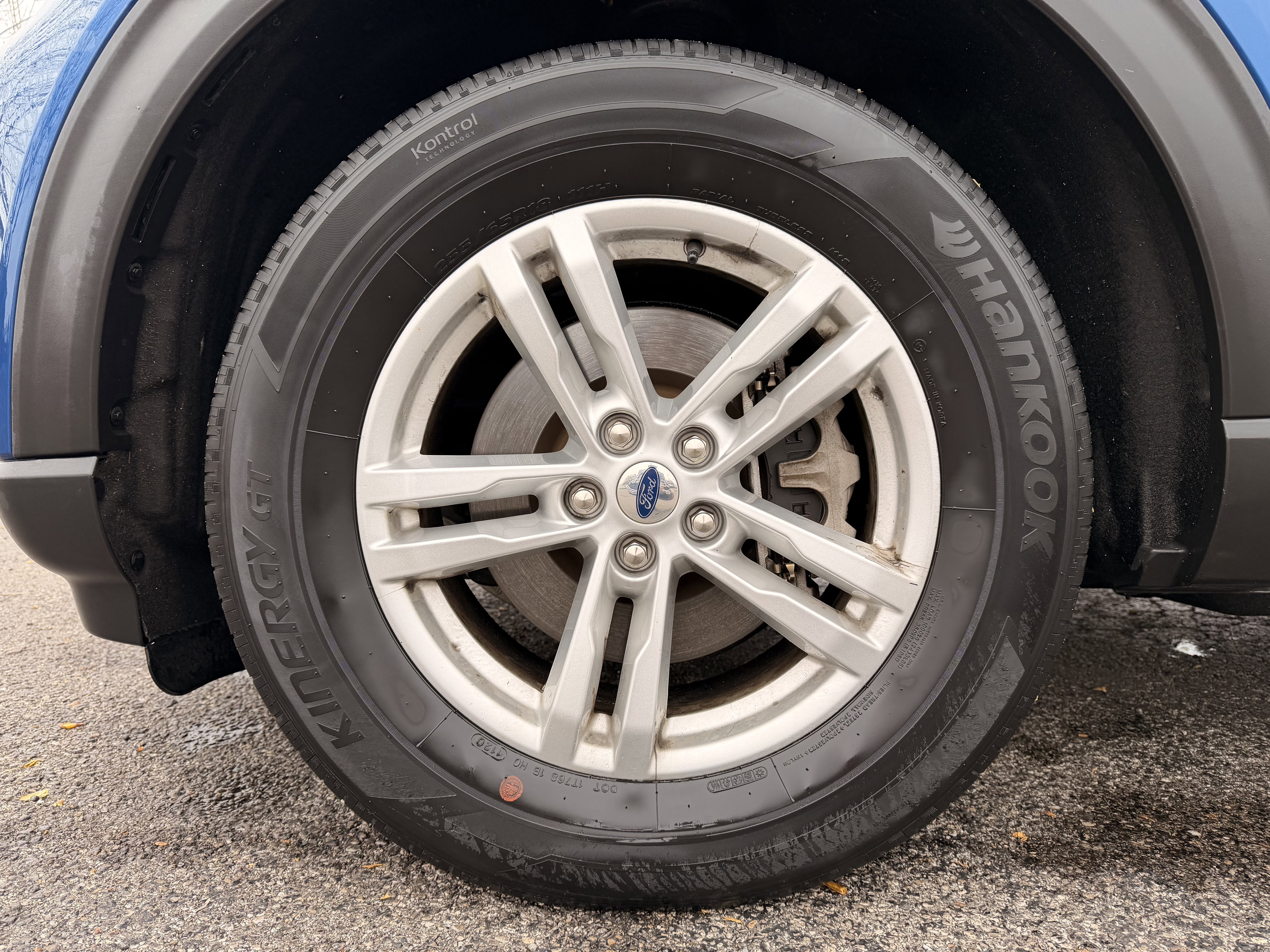Used 2020 Ford Explorer XLT image 9