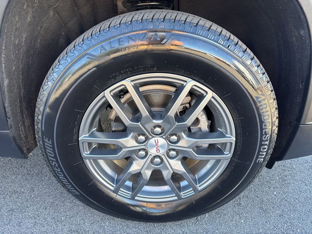 Used 2025 GMC Acadia Elevation FWD image 33