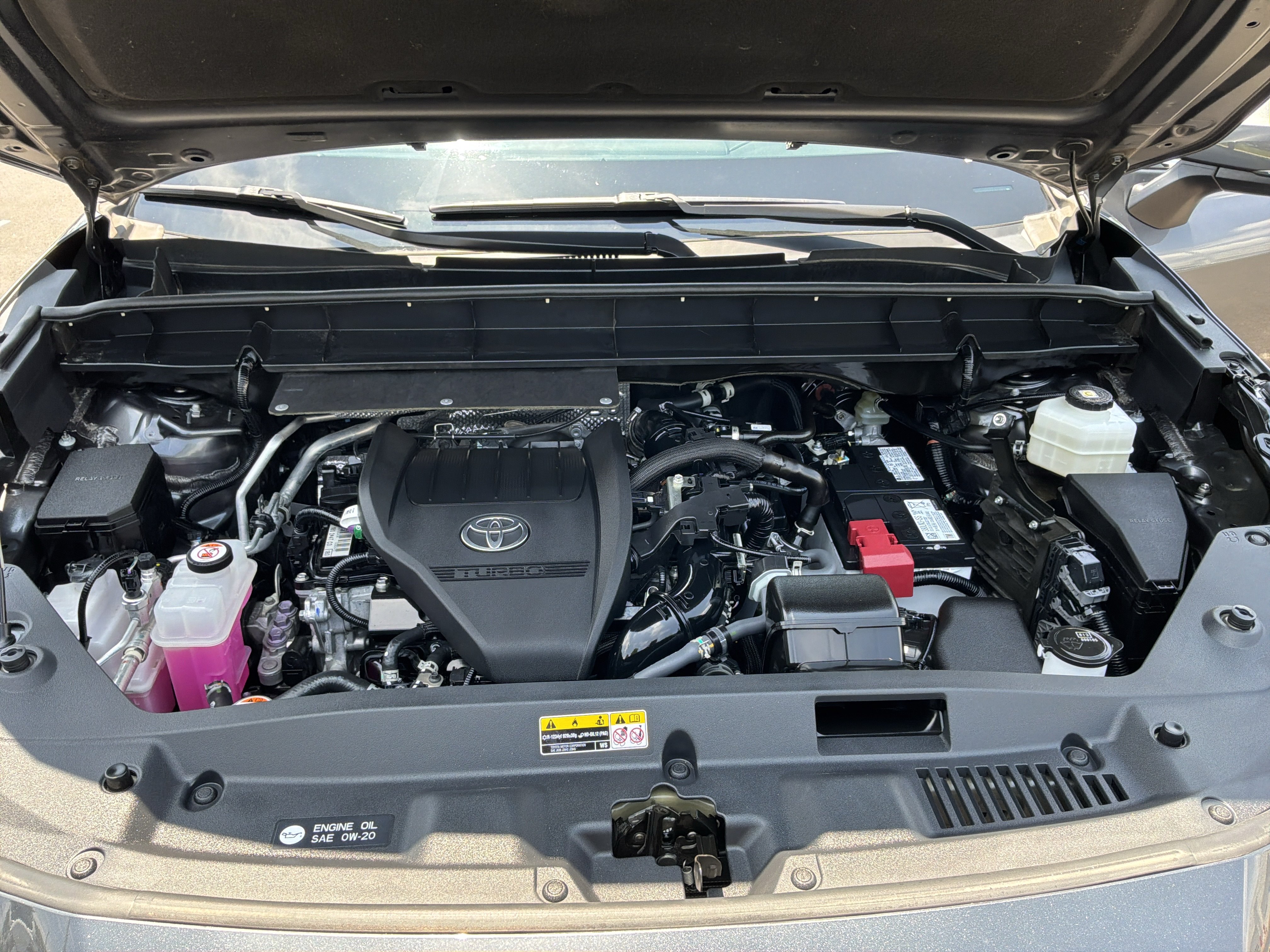 Used 2023 Toyota Highlander XLE FWD image 54