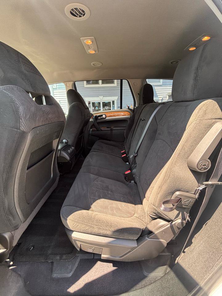 Used 2012 Buick Enclave Convenience AWD/4WD image 19