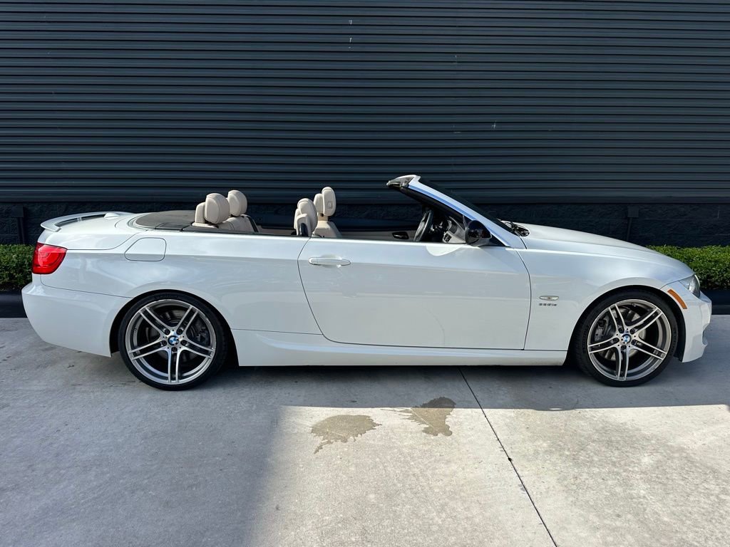 Used 2011 BMW 335is Convertible image 12