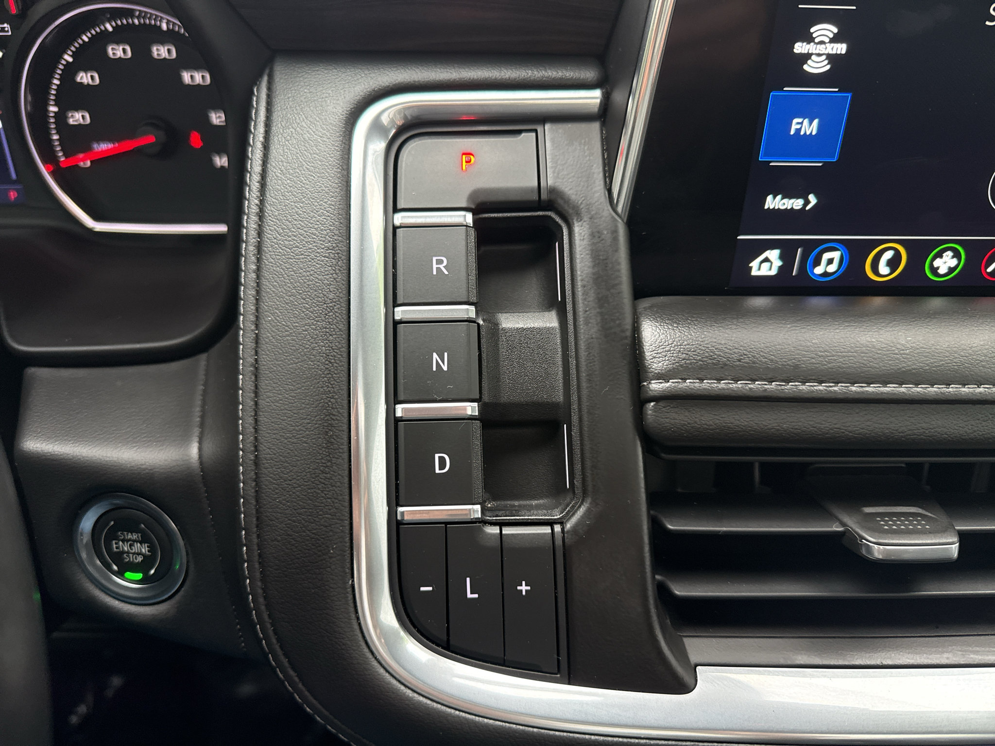 Used 2021 Chevrolet Tahoe LT AWD/4WD image 23