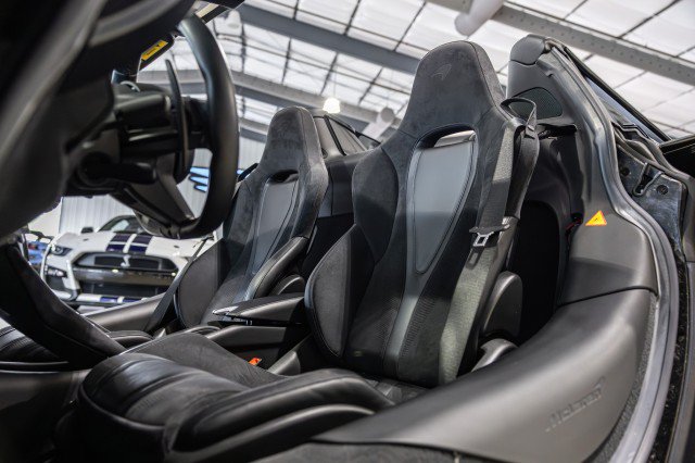 Used 2020 McLaren 720S Spider RWD image 10