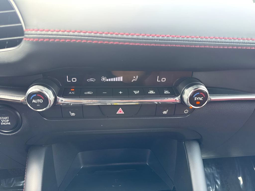 Used 2026 MAZDA MAZDA3 Carbon AWD/4WD image 19