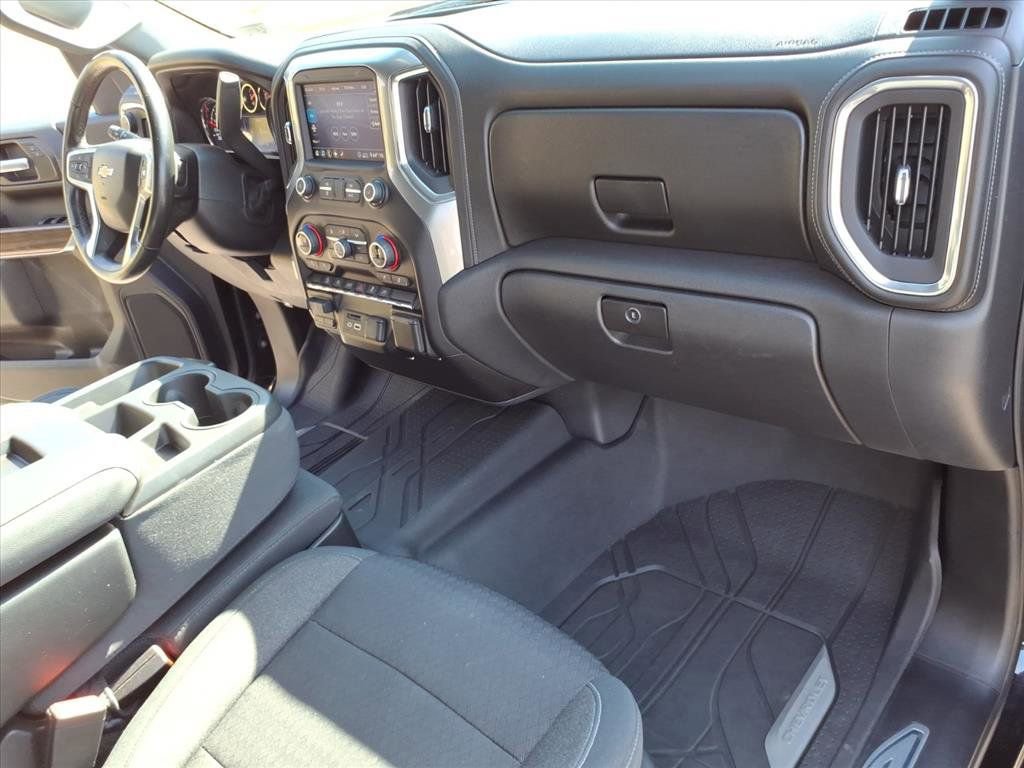 Used 2020 Chevrolet Silverado 1500 LT w/ All-Star Edition image 15