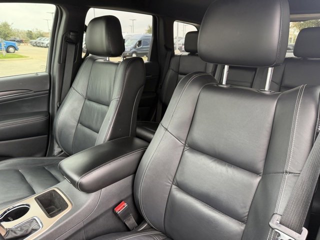 Used 2017 Jeep Grand Cherokee Limited image 10