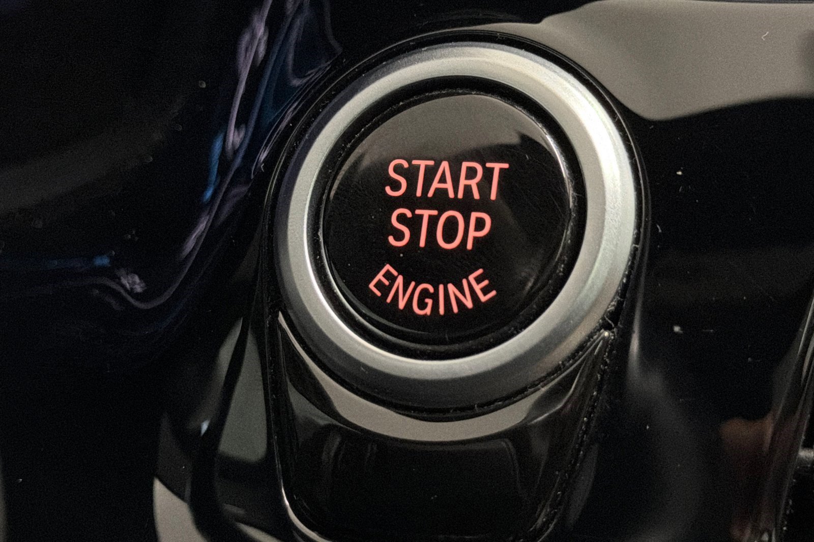 Used 2023 BMW 530e w/ M Sport Package image 33